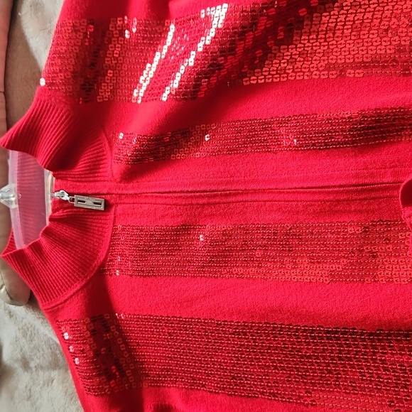 St. John silk/cashmere zip up sequin sweater like new - Picture 10 of 11